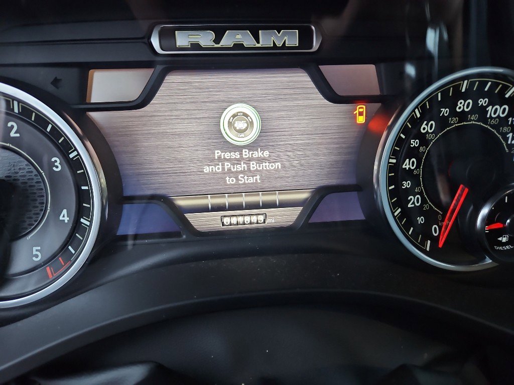 Used 2023 RAM 1500 Laramie image 9