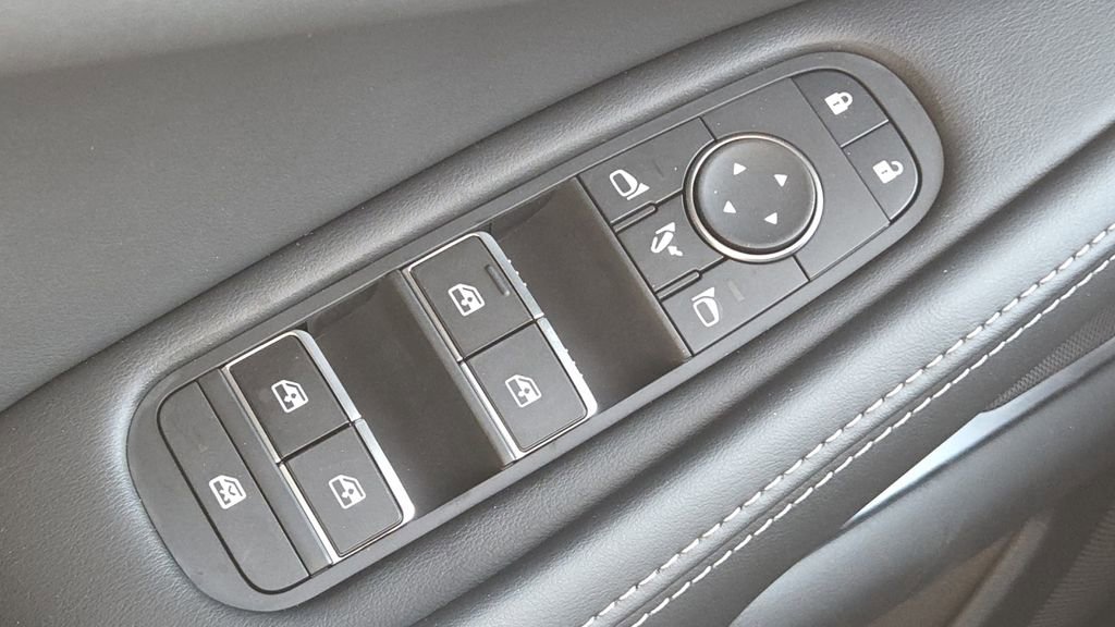 New 2026 INFINITI QX60 Luxe image 17