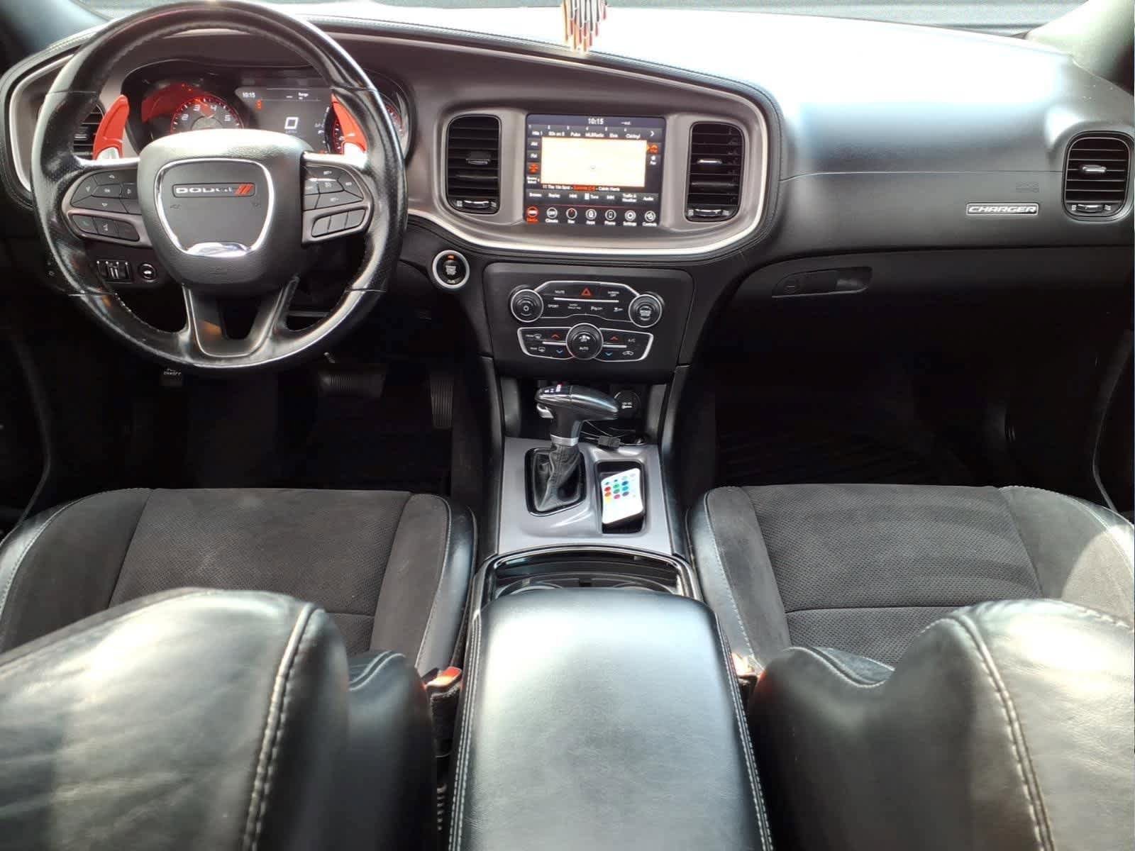Used 2022 Dodge Charger R/T w/ Plus Group RWD image 6