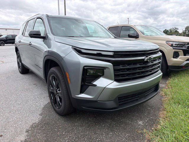 New 2027 Chevrolet Traverse LT w/ Midnight/Sport Edition AWD/4WD image 1