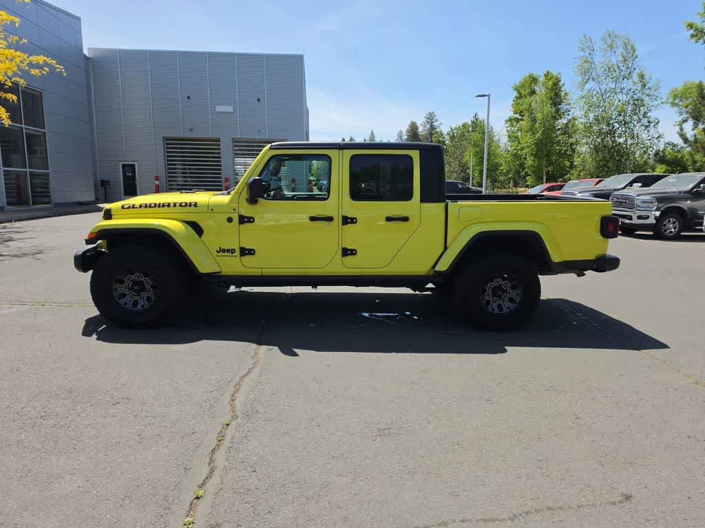 Used 2023 Jeep Gladiator Sport AWD/4WD image 2