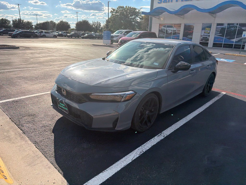 Used 2025 Honda Civic Sport image 2