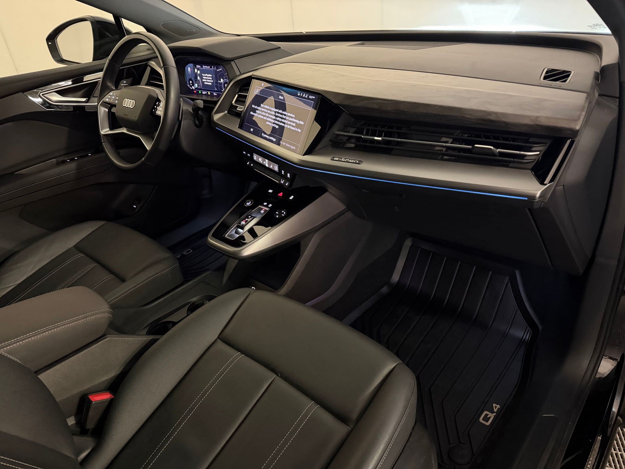 Used 2023 Audi Q4 e-tron Premium Plus w/ Premium Plus RWD image 31