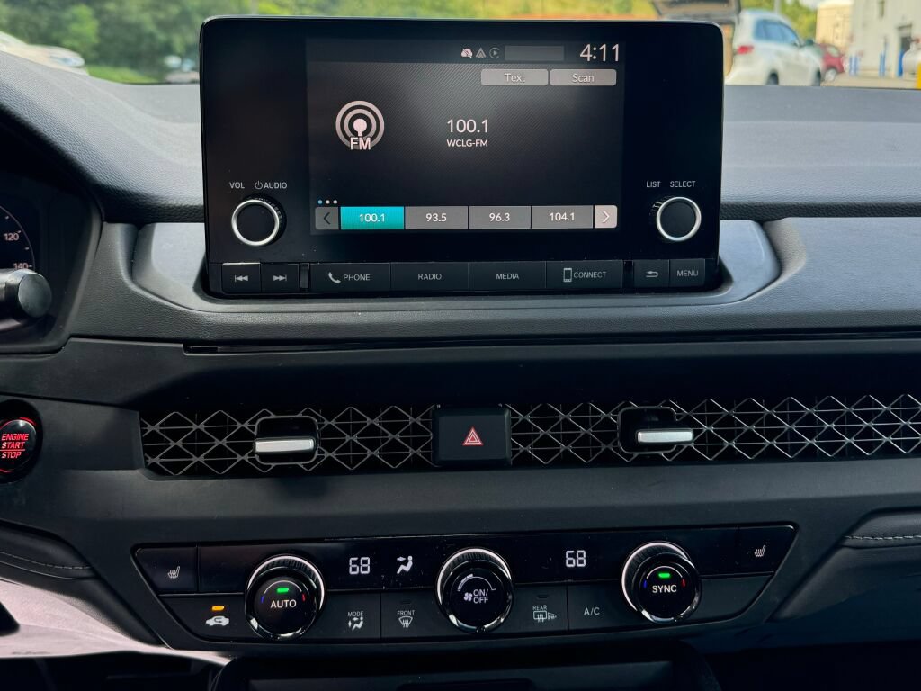 Used 2023 Honda Accord EX image 29