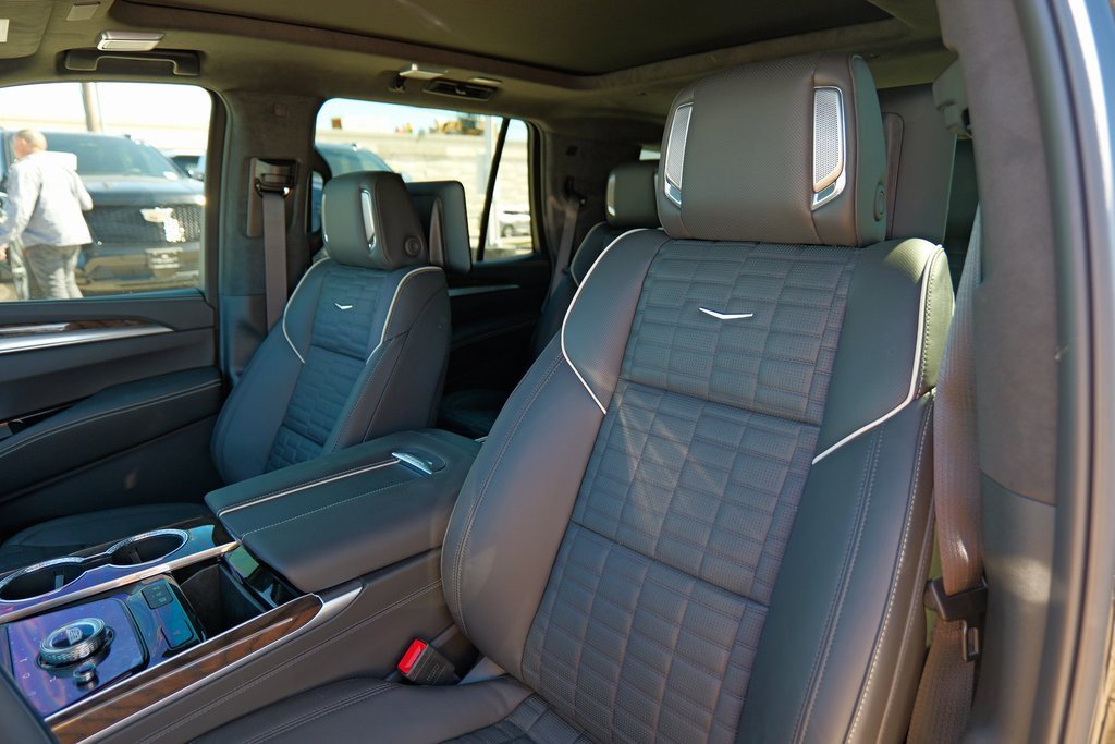 New 2026 Cadillac Escalade Platinum Sport image 10