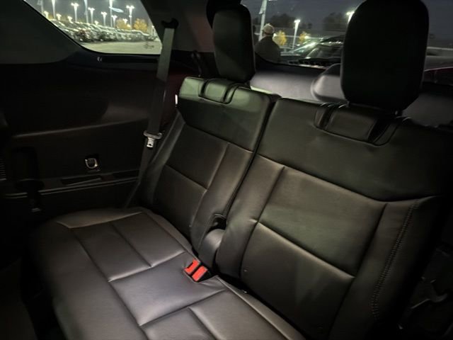 Used 2022 Ford Explorer Limited w/ Limited Technology Package image 18