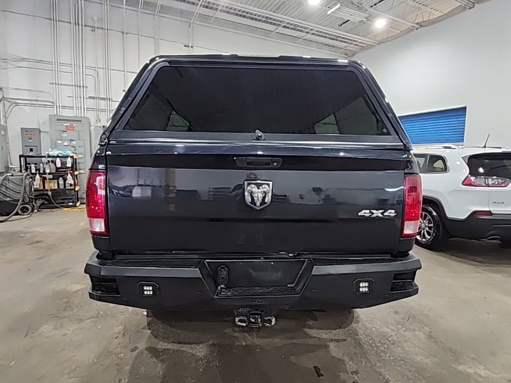 Used 2016 RAM 2500 Tradesman w/ Chrome Appearance Group AWD/4WD image 5