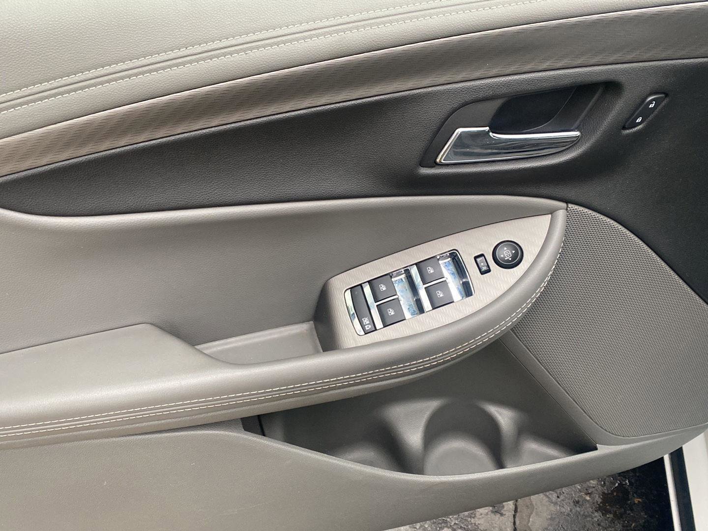 Used 2016 Chevrolet Impala LS image 6