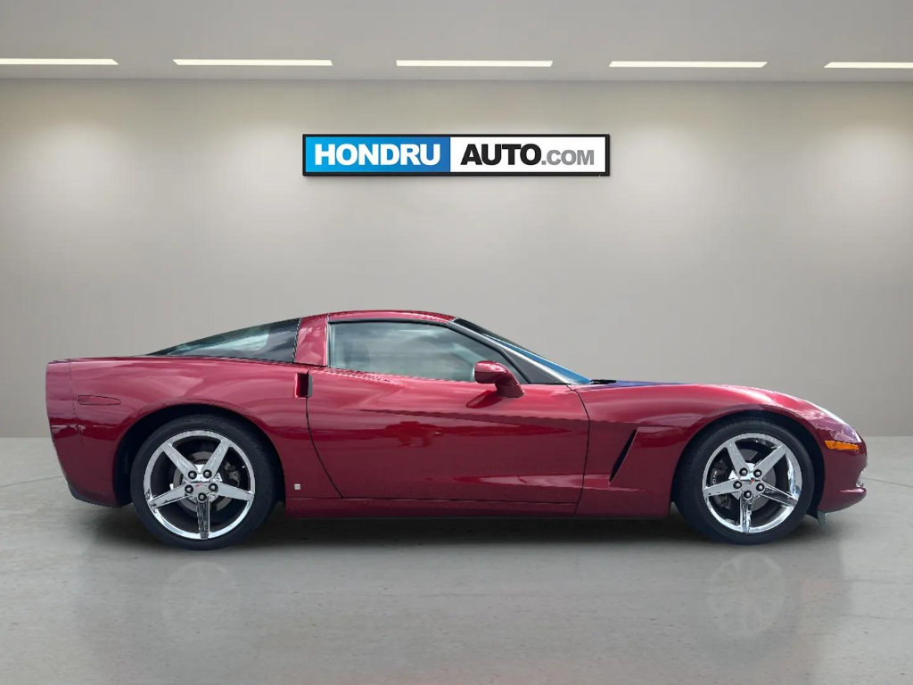 Used 2007 Chevrolet Corvette Coupe w/ Preferred Equipment Group RWD image 10