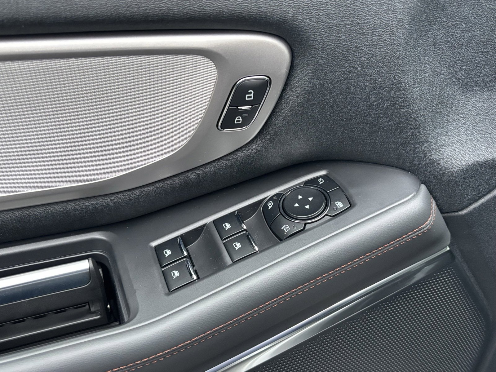 New 2025 Ford Expedition Max Active image 16