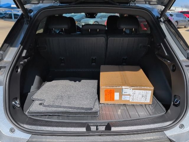 New 2026 Chevrolet Equinox EV LT FWD image 10