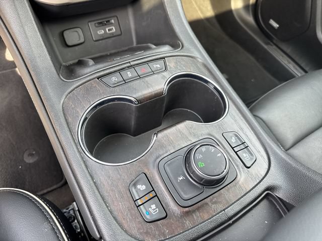 Used 2023 GMC Acadia Denali w/ Denali Ultimate Package AWD/4WD image 26