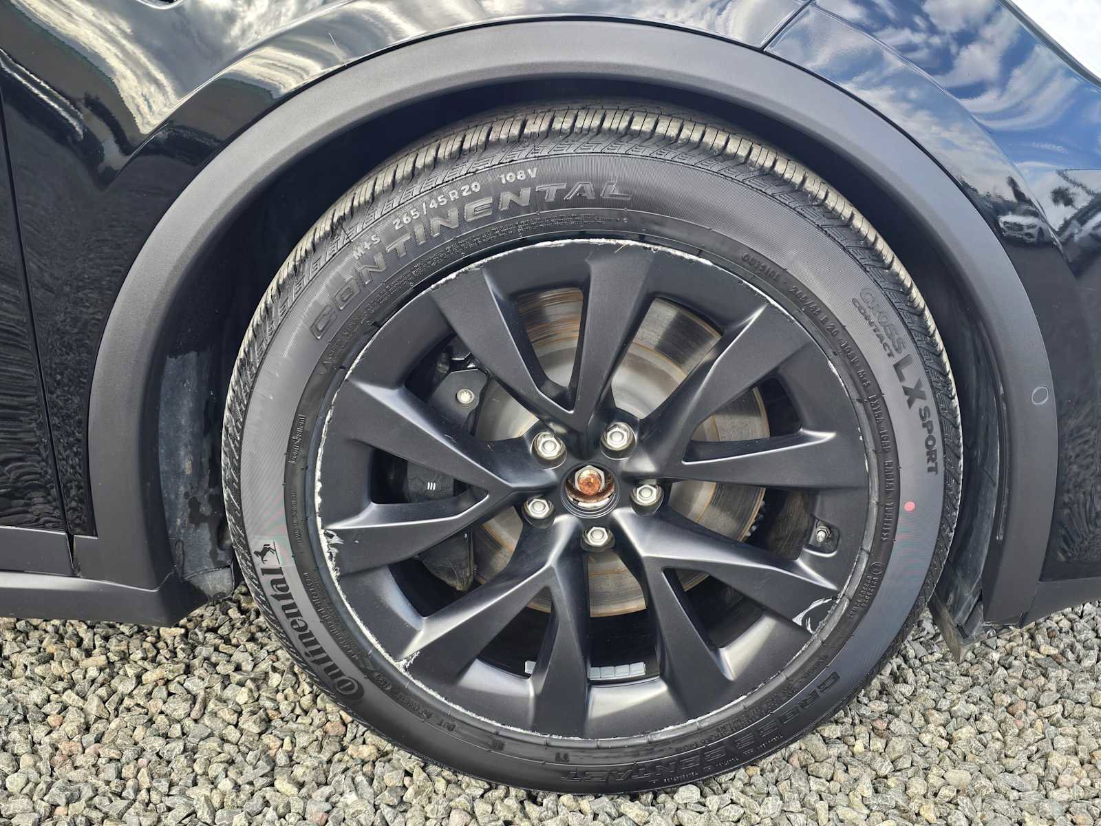 Used 2022 Tesla Model X image 9