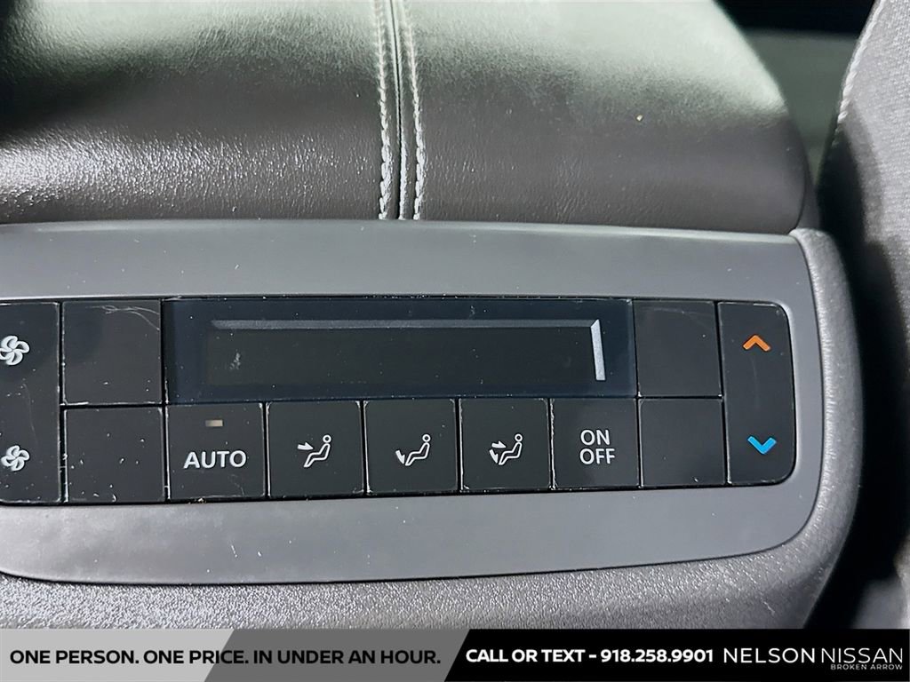 Certified 2025 Nissan Pathfinder SV image 24