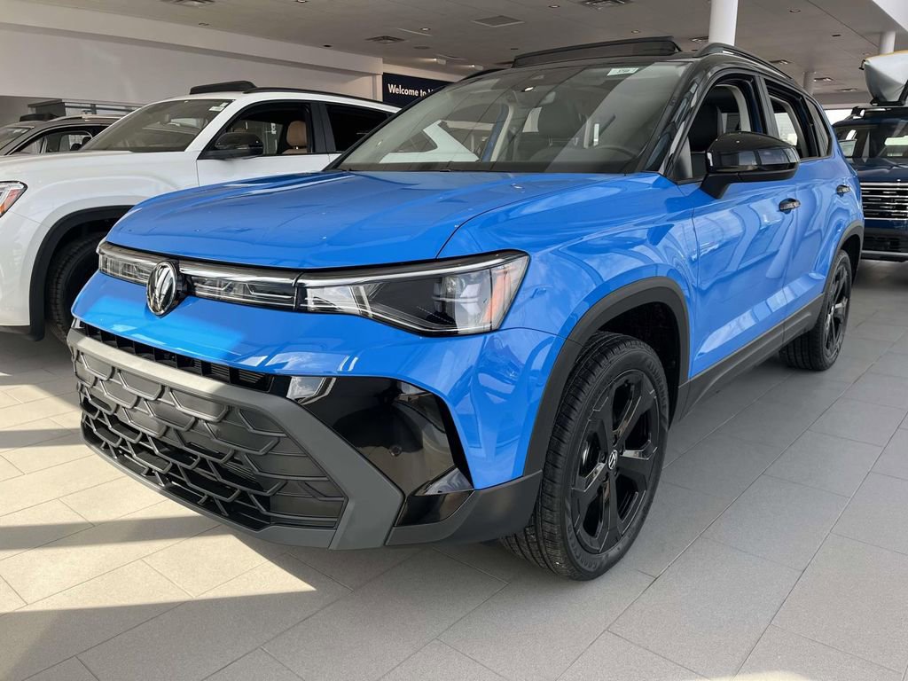 New 2025 Volkswagen Taos SE