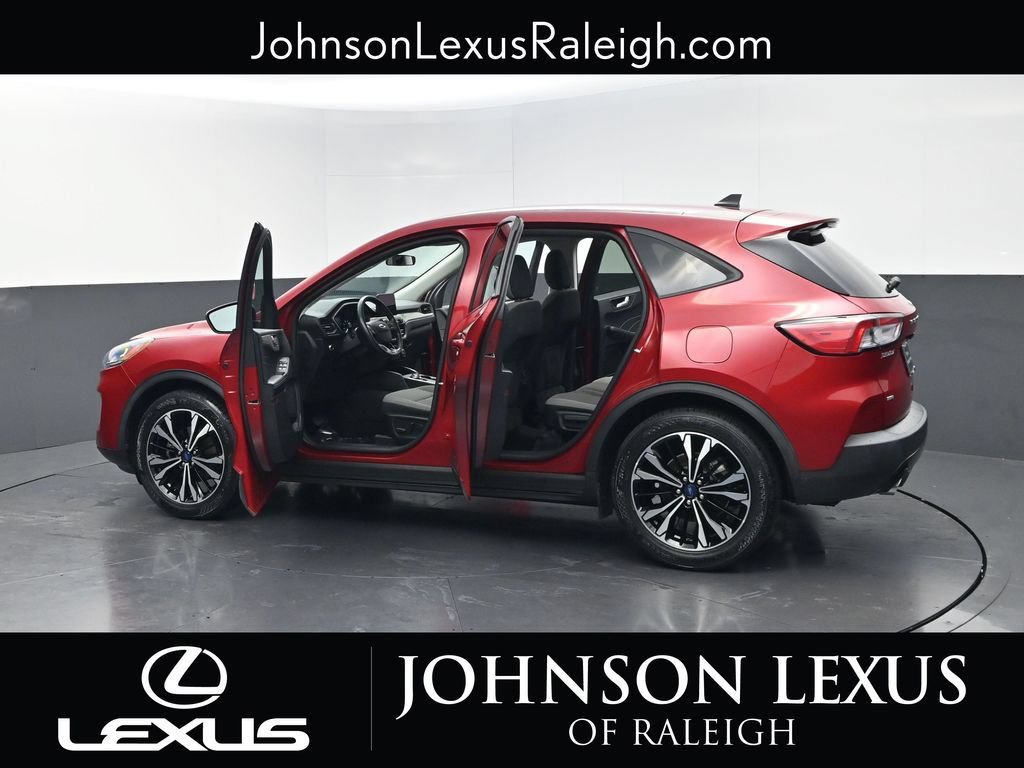 Used 2021 Ford Escape SE w/ SE Sport Appearance Package FWD image 37