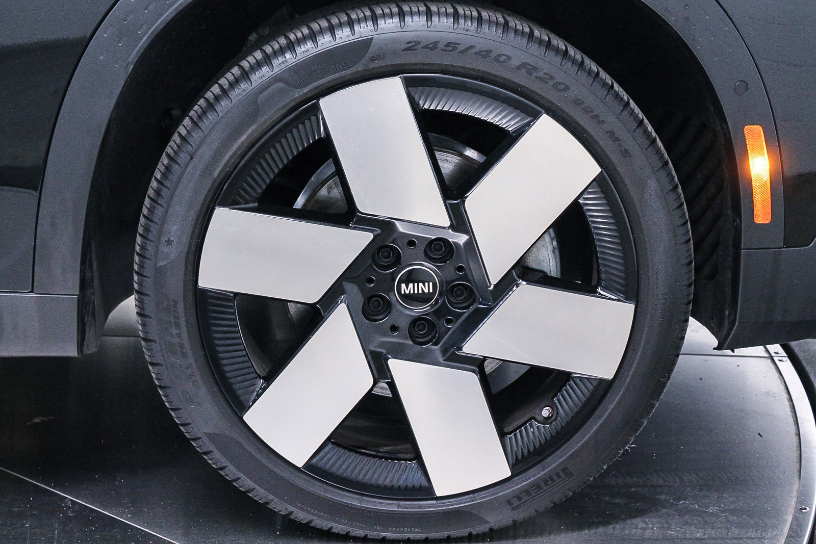 Used 2025 MINI Cooper Countryman S w/ Comfort Package Max image 10