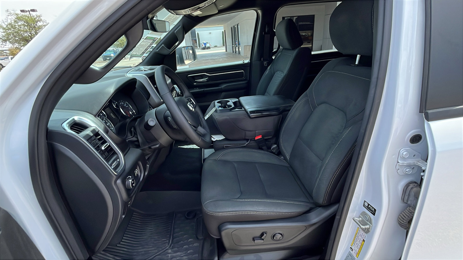 Used 2025 RAM 1500 Lone Star image 10