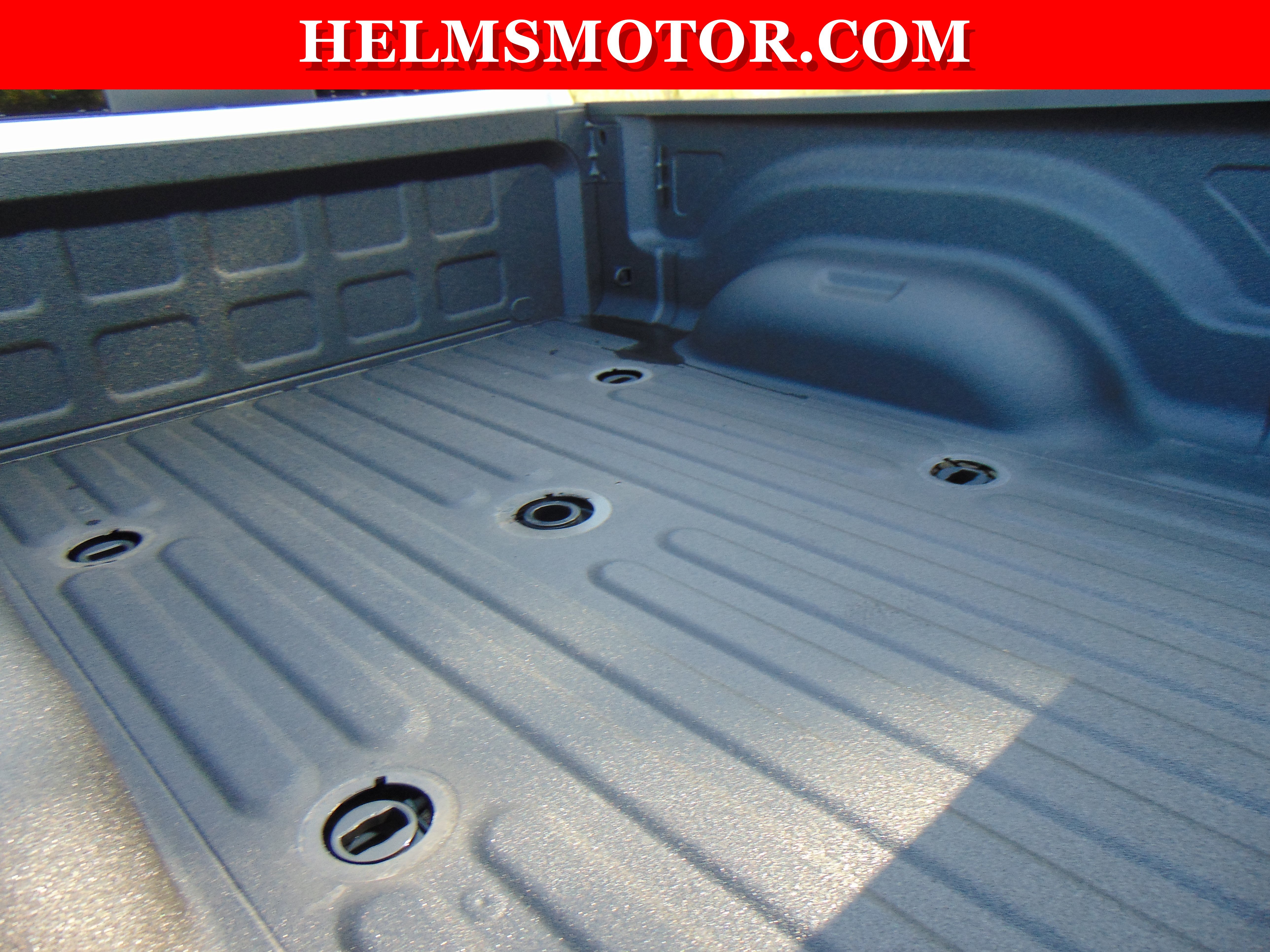 New 2025 RAM 2500 Laramie AWD/4WD image 16