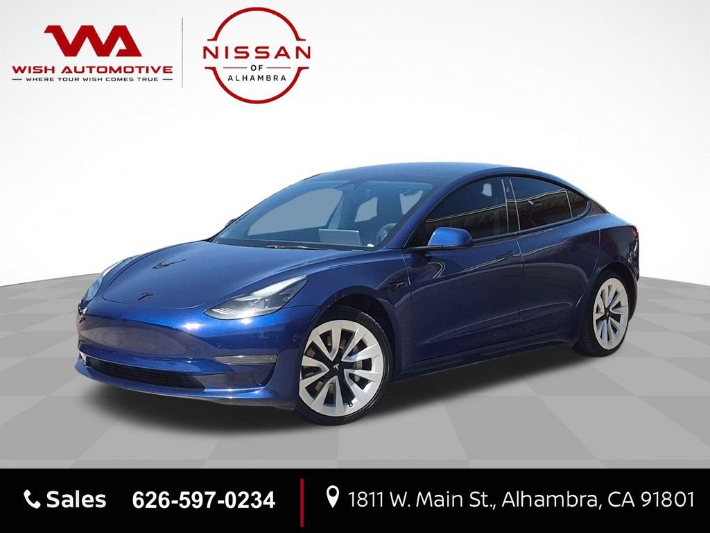 Used 2023 Tesla Model 3 Standard Range RWD image 1