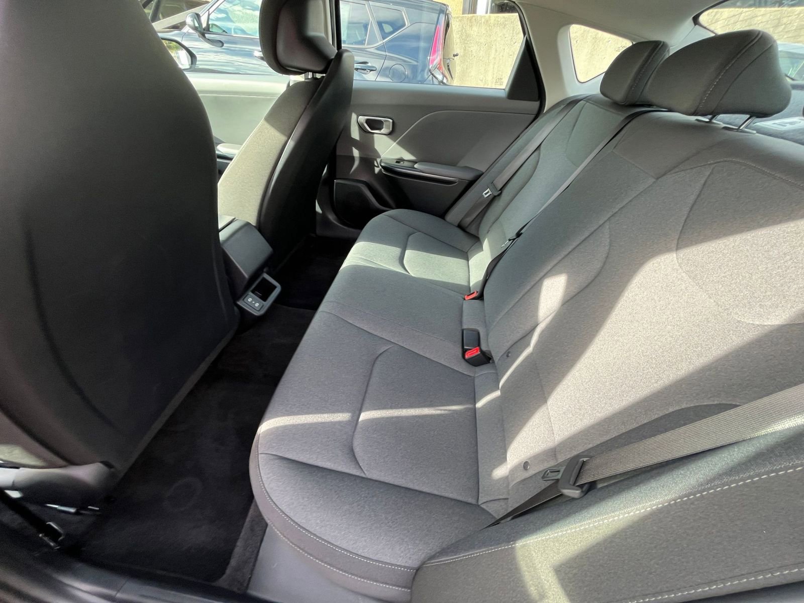 Used 2025 Kia K4 FWD image 27