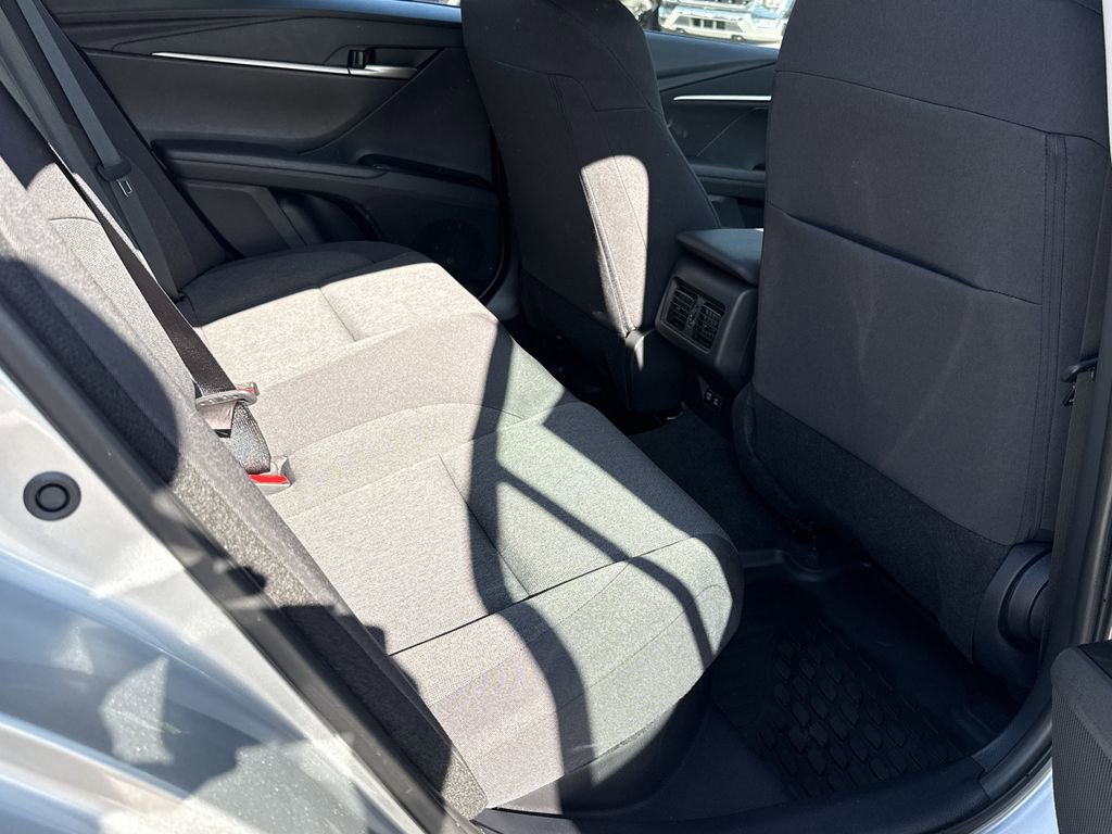 Used 2025 Toyota Camry LE FWD image 15