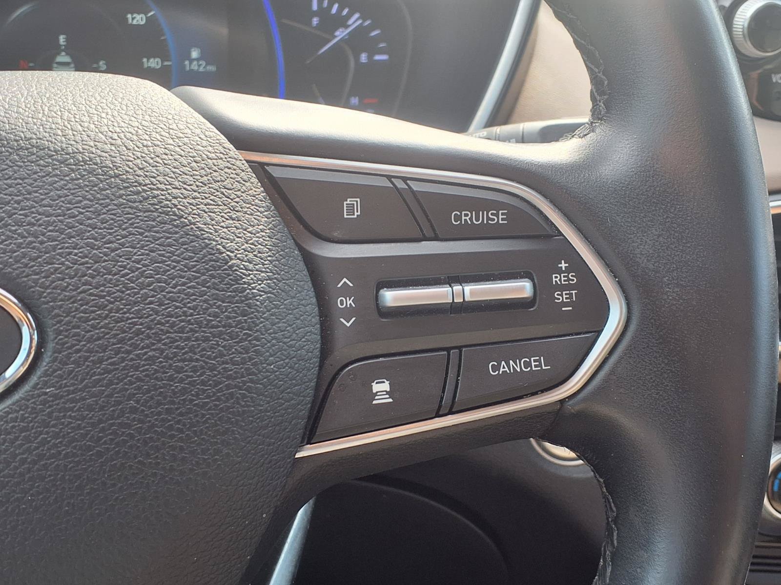 Used 2020 Hyundai Santa Fe Limited w/ Cargo Package FWD image 16