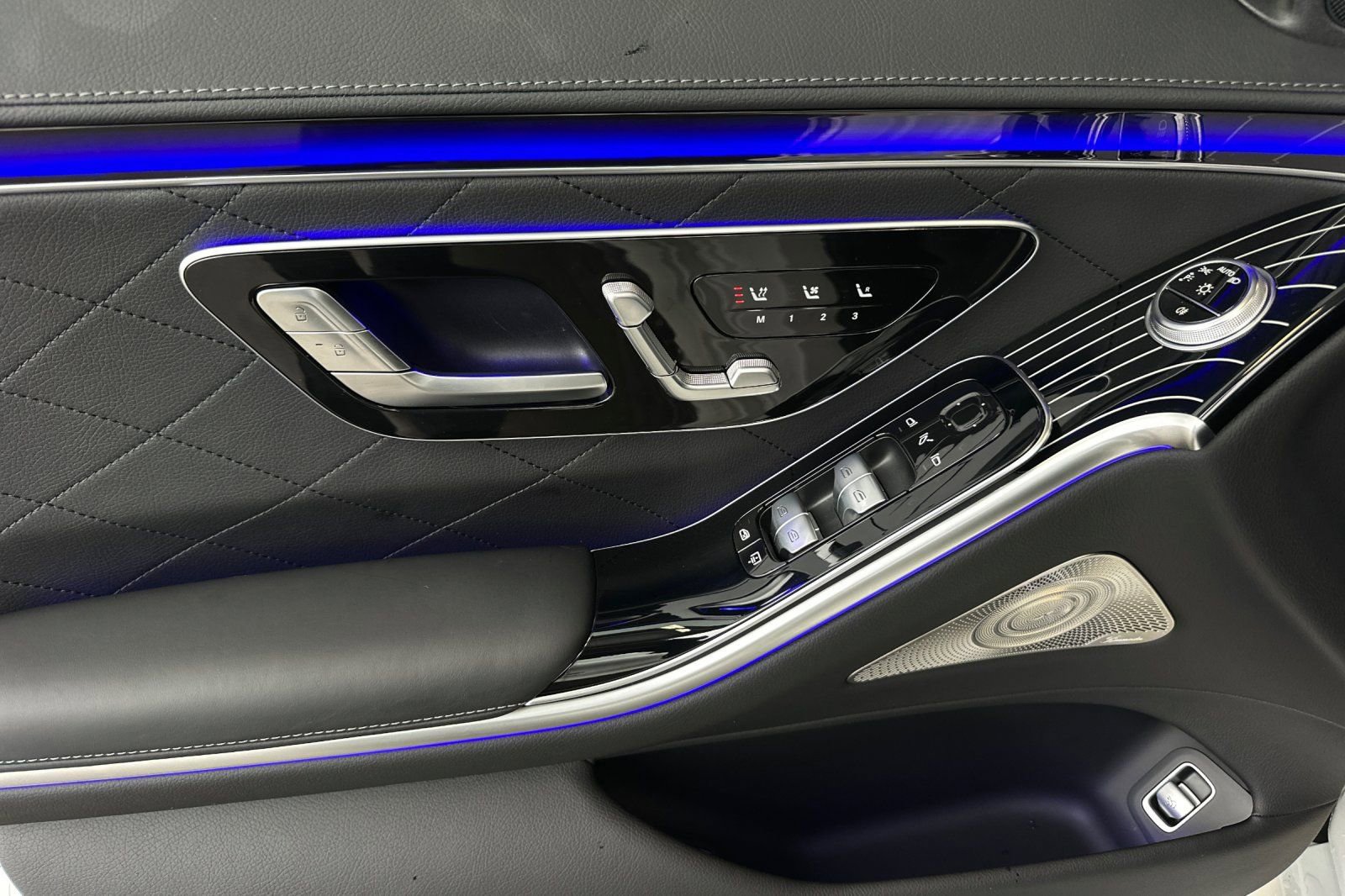 Certified 2024 Mercedes-Benz S 580e 4MATIC Sedan image 27