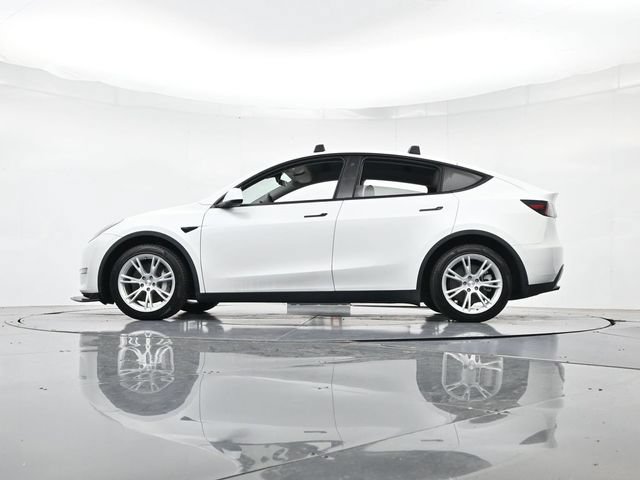 Used 2022 Tesla Model Y Long Range AWD/4WD image 37
