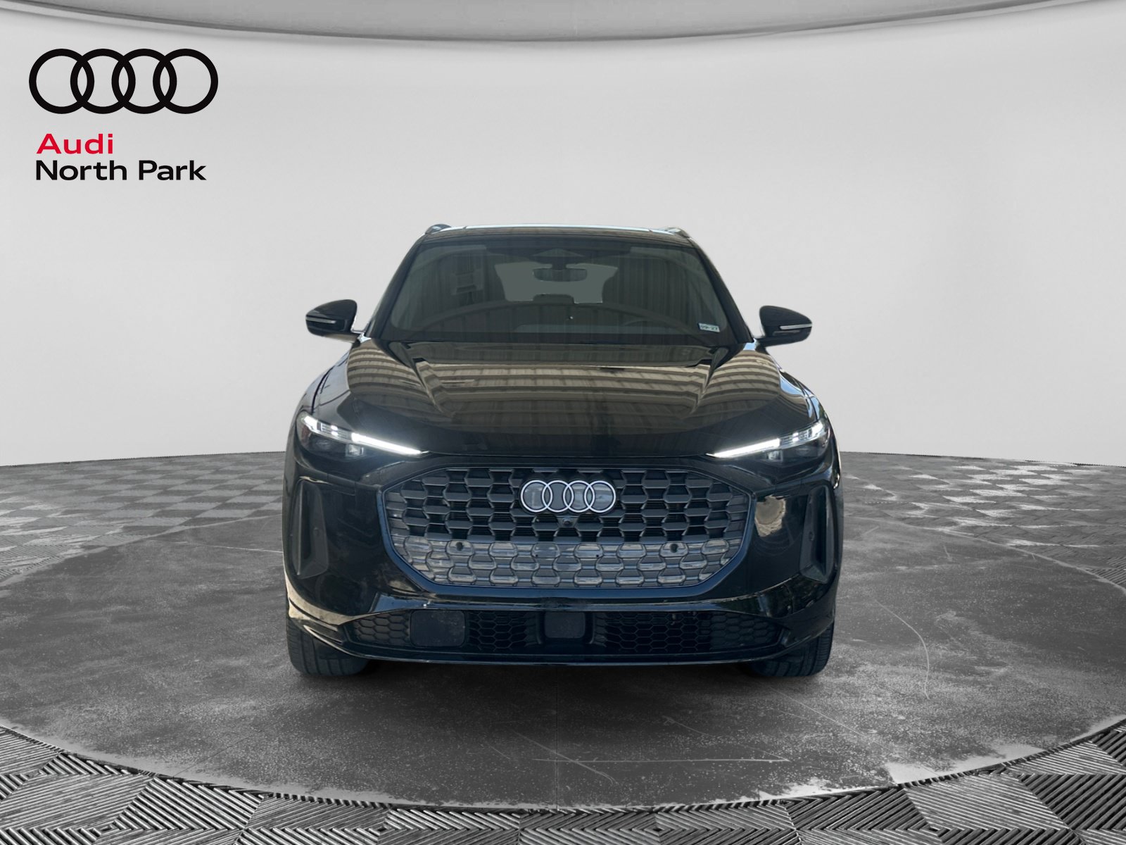 Used 2025 Audi Q5 Premium Plus AWD/4WD image 8