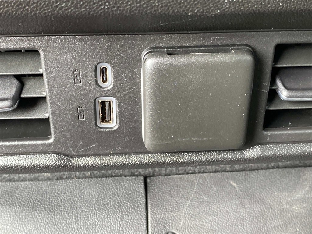 Used 2024 Chevrolet Silverado 2500 LT image 15