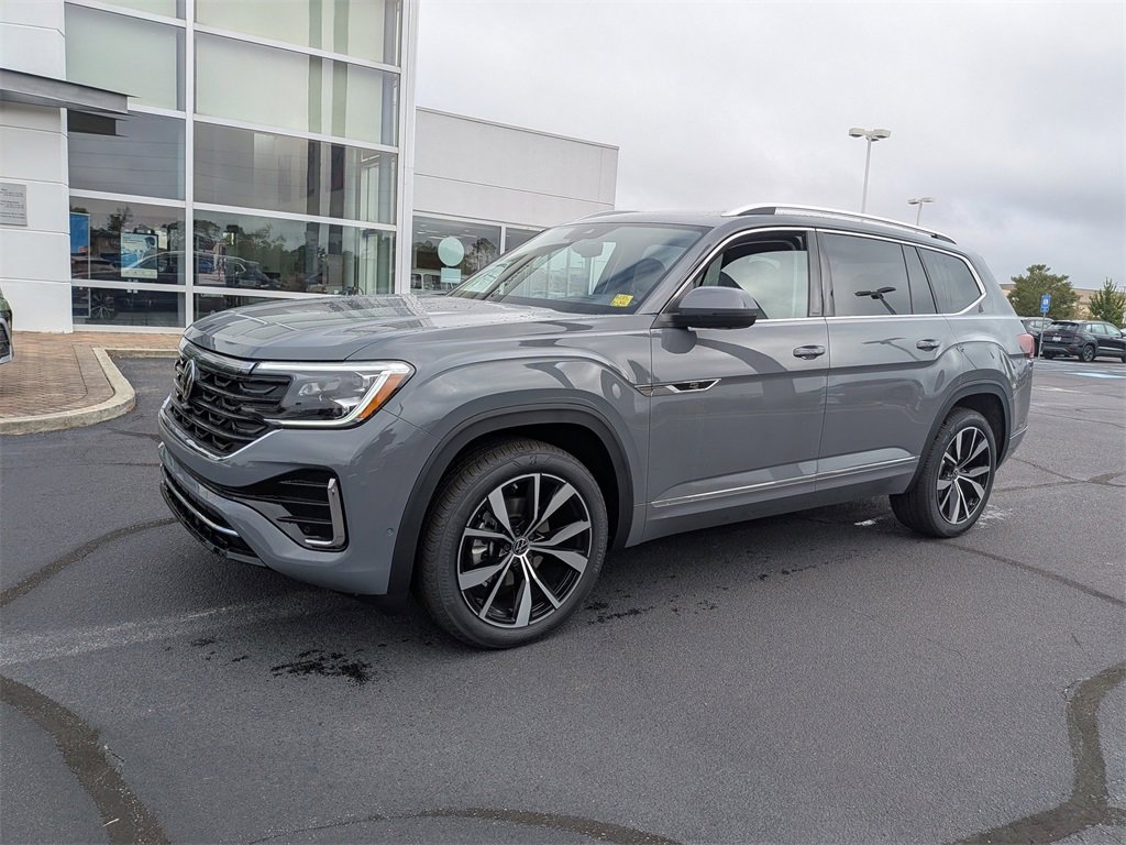 New 2026 Volkswagen Atlas SEL Premium R-Line image 9