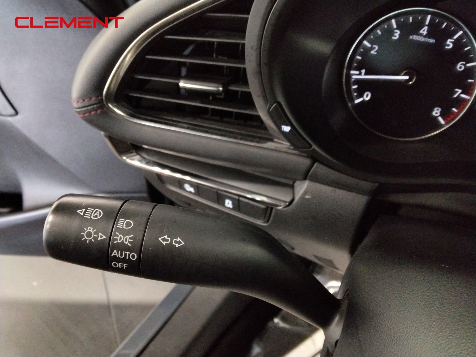 Used 2024 MAZDA MAZDA3 s image 13