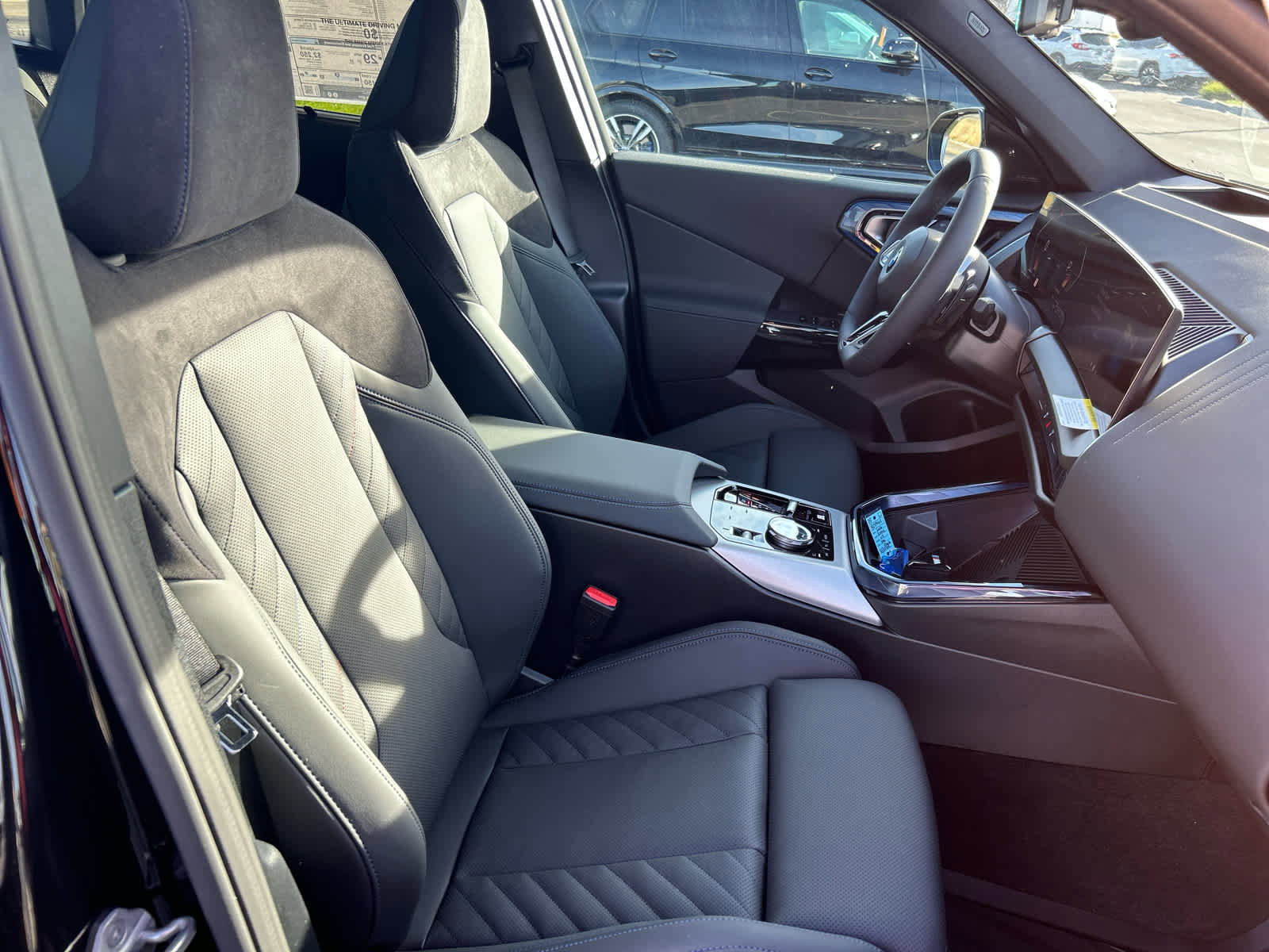 Used 2026 BMW X3 xDrive30 w/ Premium Package image 16