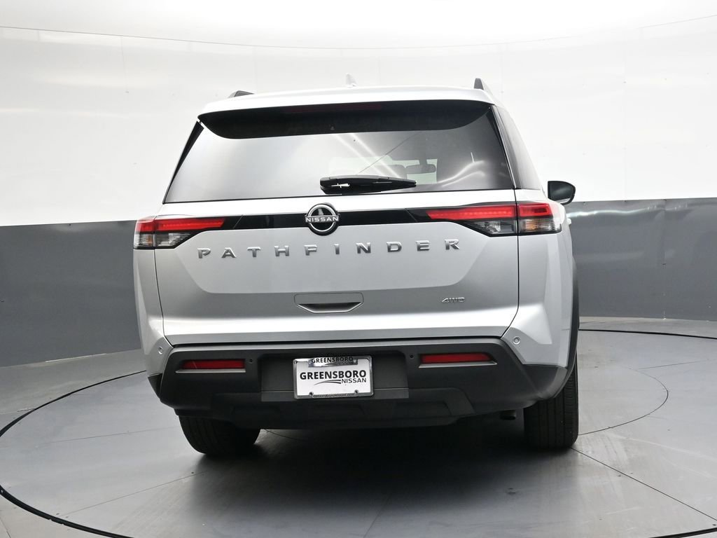 Used 2025 Nissan Pathfinder SV AWD/4WD image 3