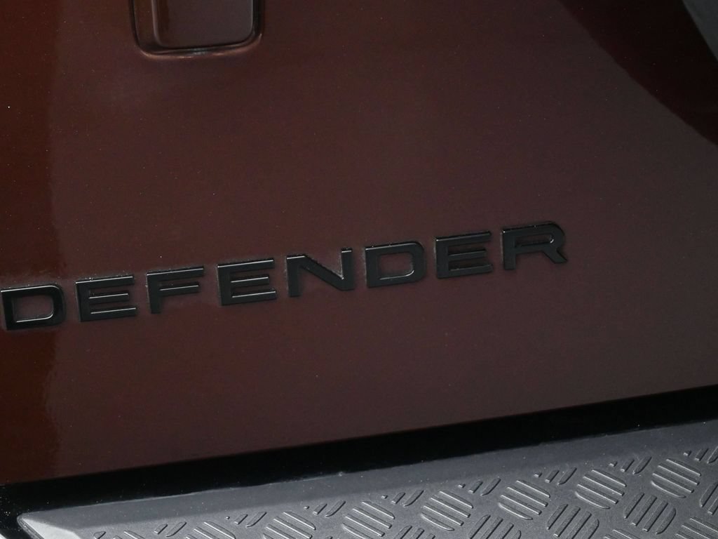 Used 2023 Land Rover Defender 130 X AWD/4WD image 21