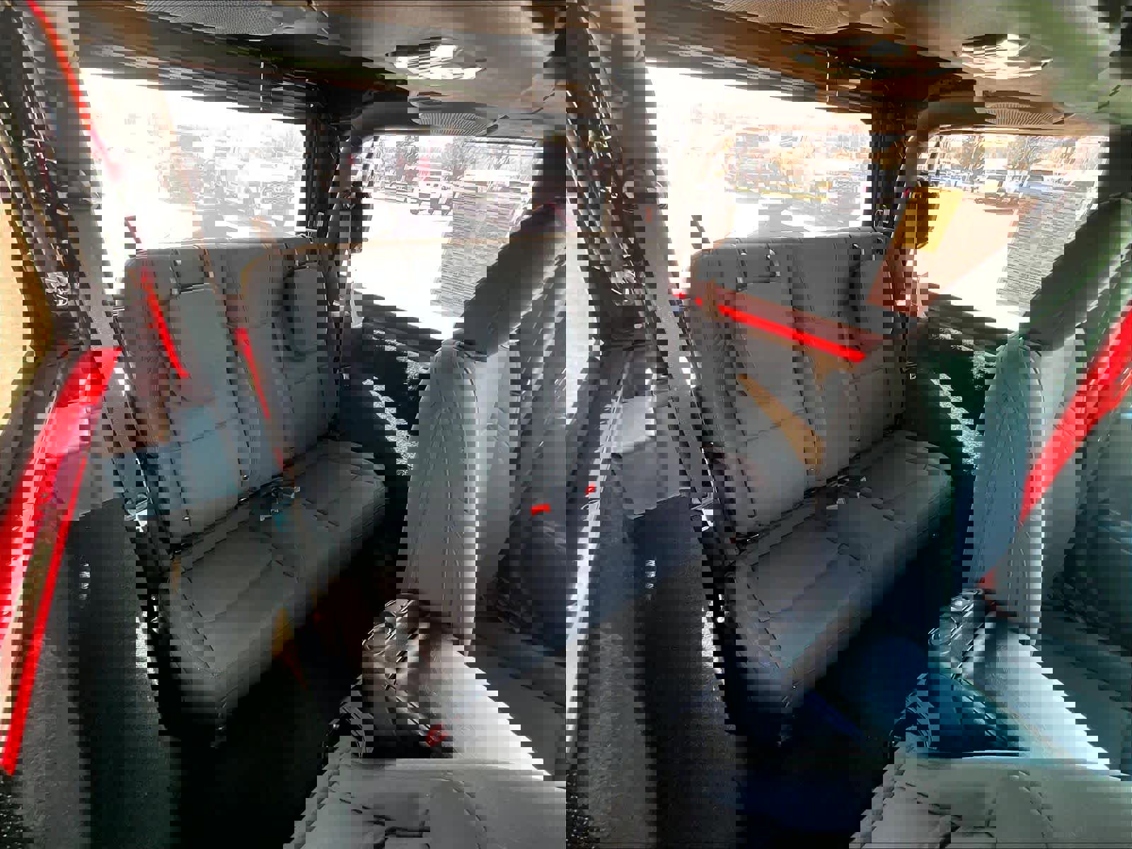 Used 2023 Jeep Wrangler Willys image 16