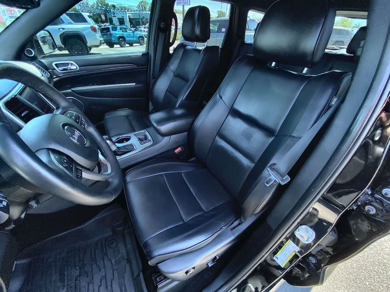 Used 2018 Jeep Grand Cherokee High Altitude AWD/4WD image 11
