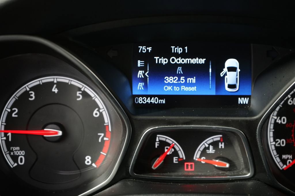 Used 2018 Ford Focus ST w/ Equipment Group 401A FWD image 26