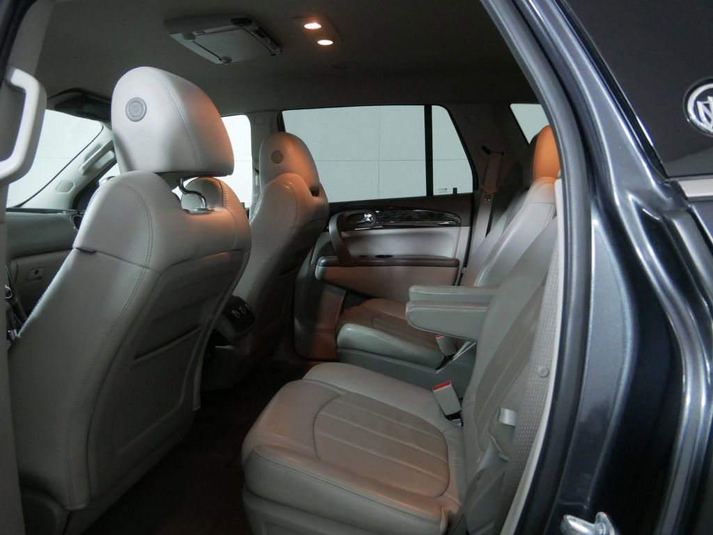 Used 2013 Buick Enclave Leather image 17