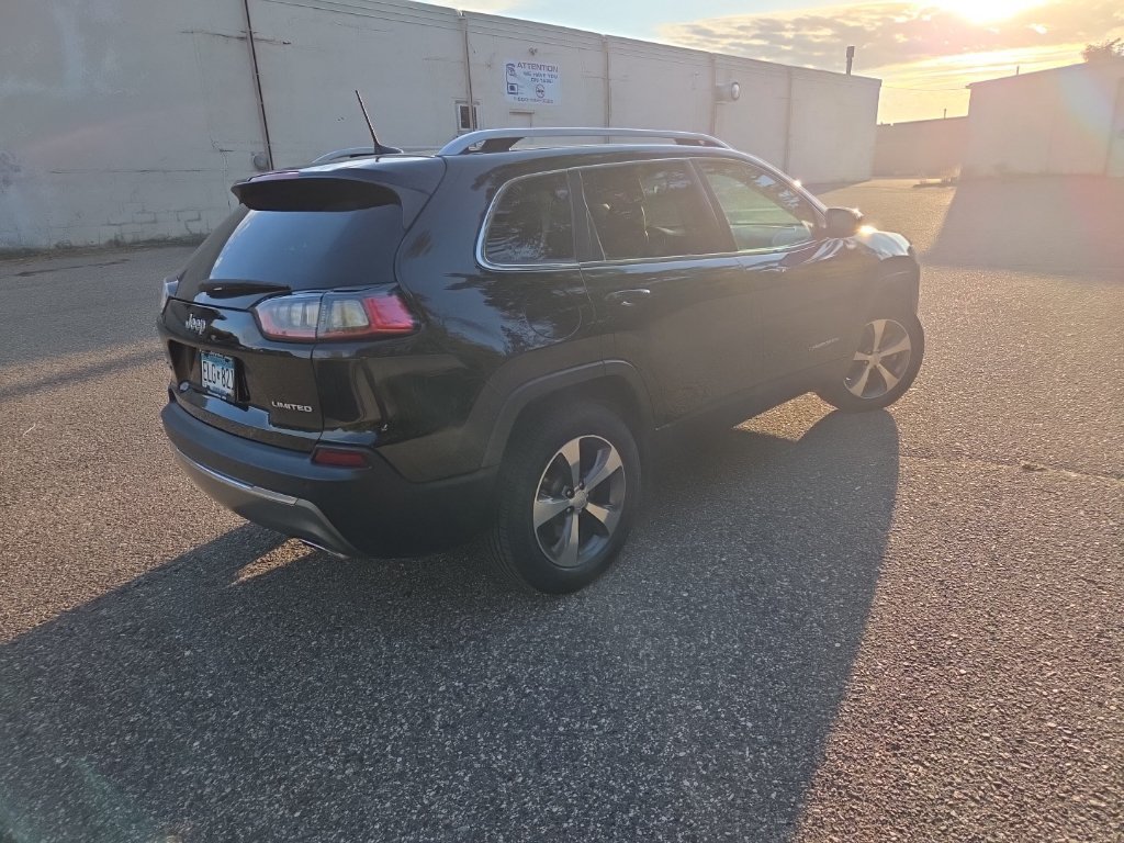Used 2020 Jeep Cherokee Limited AWD/4WD image 15