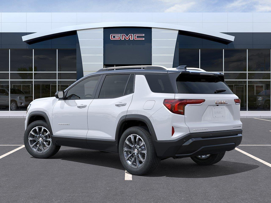 New 2027 GMC Terrain Elevation w/ Elevation Premium Package FWD image 3
