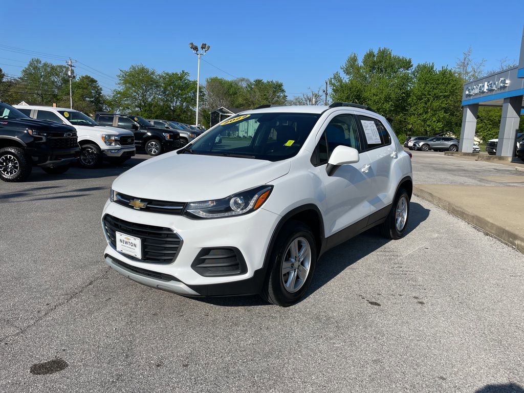 Used 2022 Chevrolet Trax LT AWD/4WD image 3