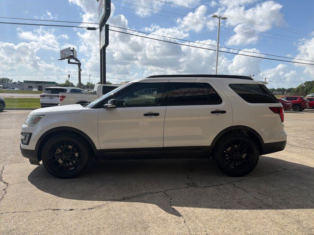 Used 2016 Ford Explorer Sport w/ Equipment Group 401A AWD/4WD image 9