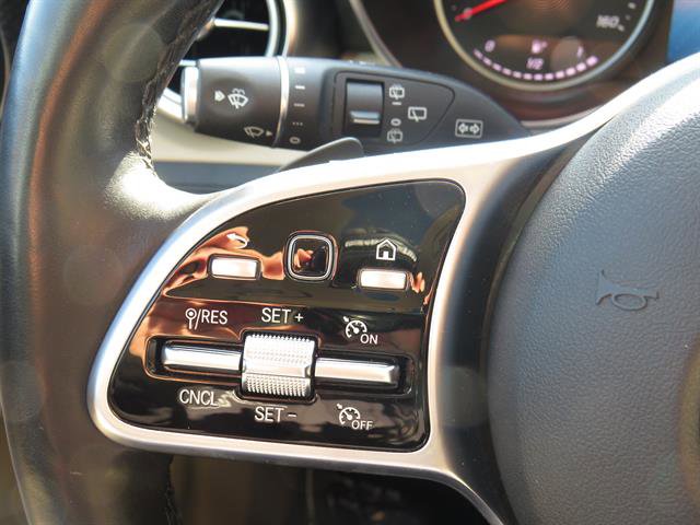 Used 2020 Mercedes-Benz GLC 300 4MATIC image 10