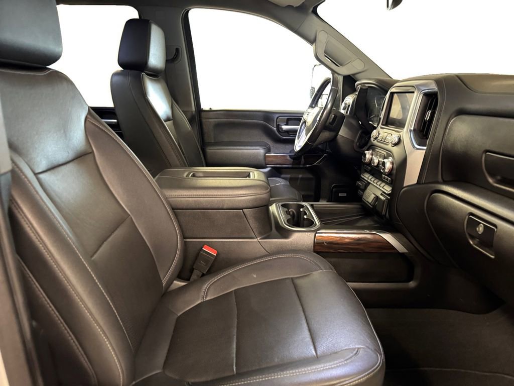 Used 2021 GMC Sierra 2500 SLT w/ SLT Premium Package image 17