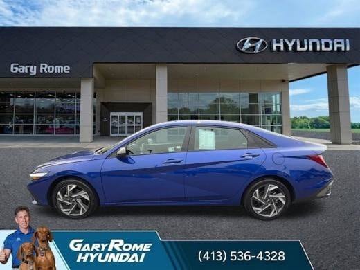Certified 2025 Hyundai Elantra SEL FWD image 14