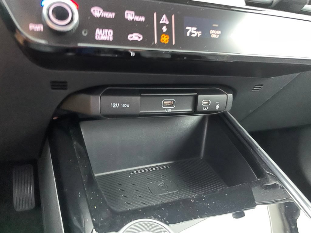 New 2026 Kia Niro EX FWD image 19