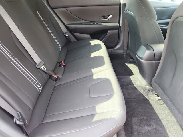 Used 2023 Hyundai Elantra SEL w/ Cargo Package FWD image 24