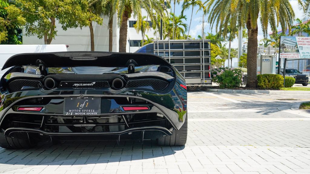 Used 2021 McLaren 720S Spider RWD image 19
